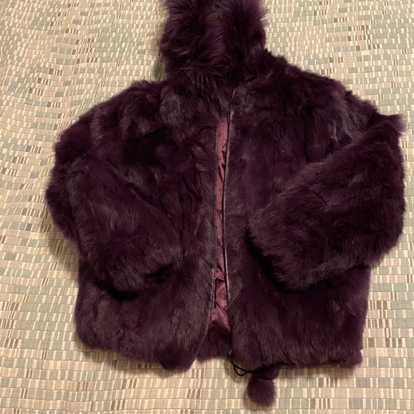 Fur coat girls - Picture 2 of 5
